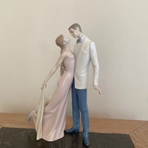 Lladro porcelain dancing couple figurine